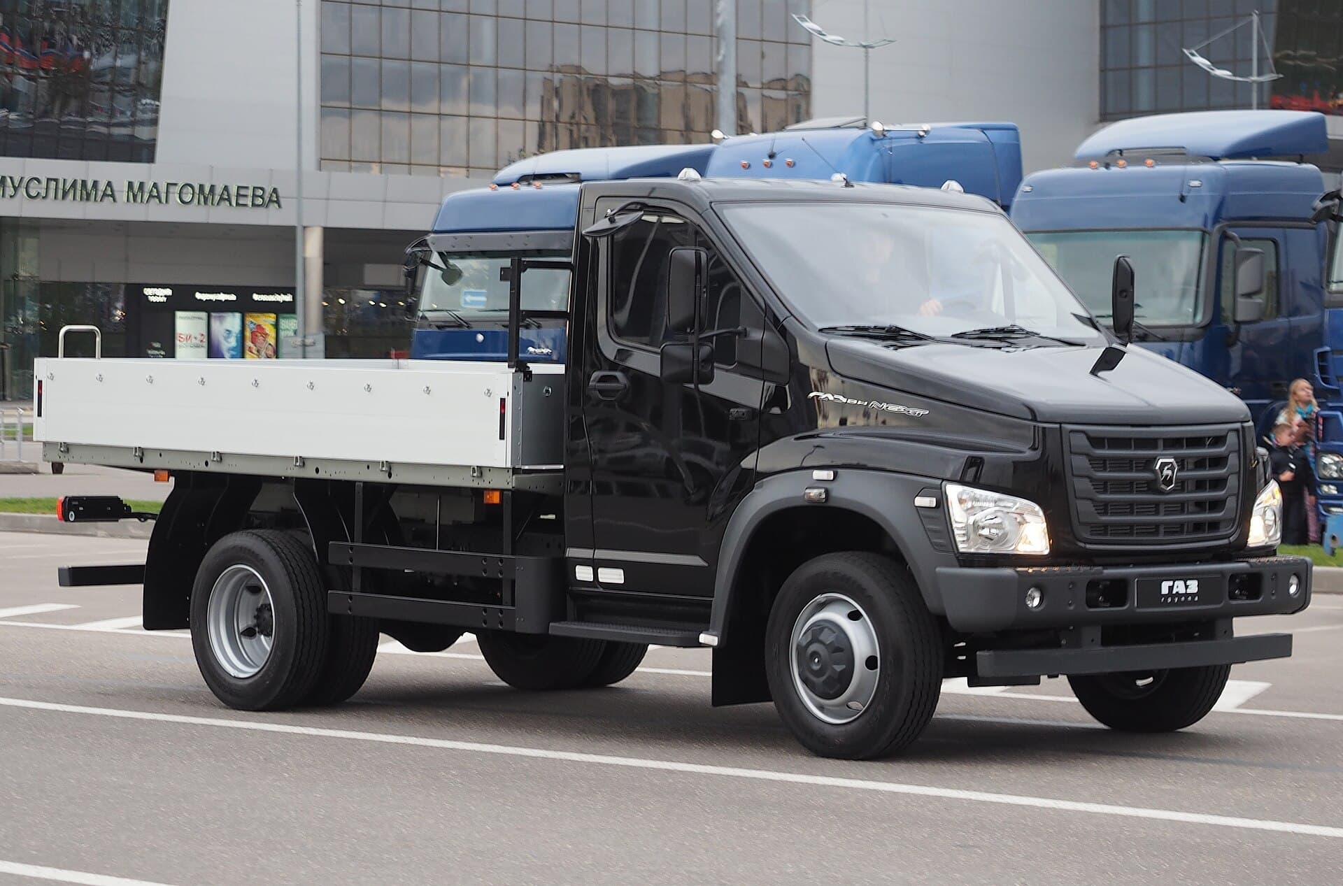 GAZ GAZon Next flatbed truck (cropped)