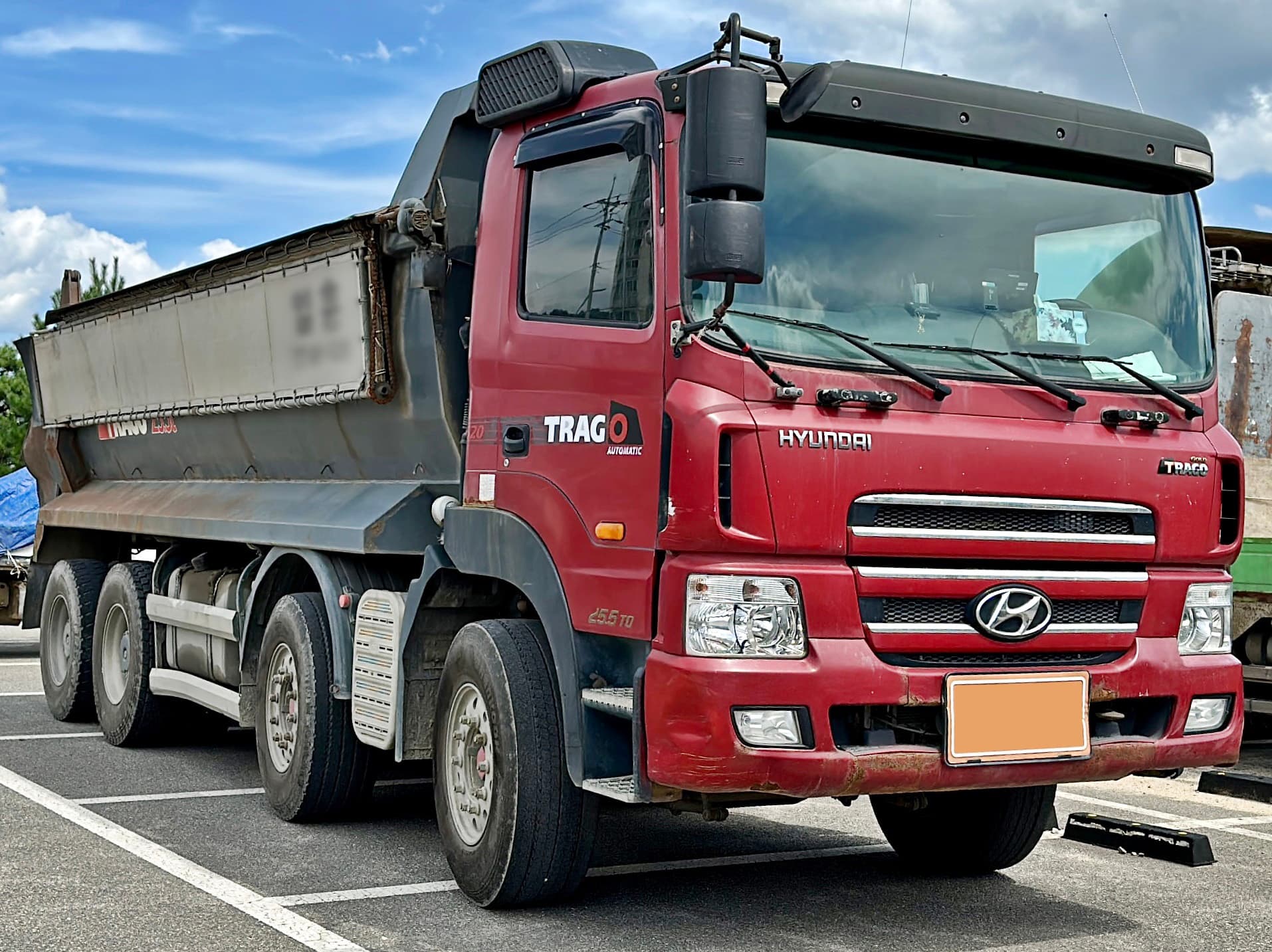 Hyundai Trago