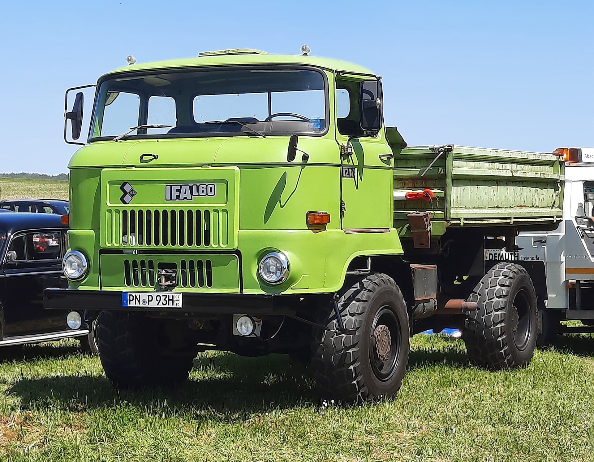 IFA L60 tipper truck