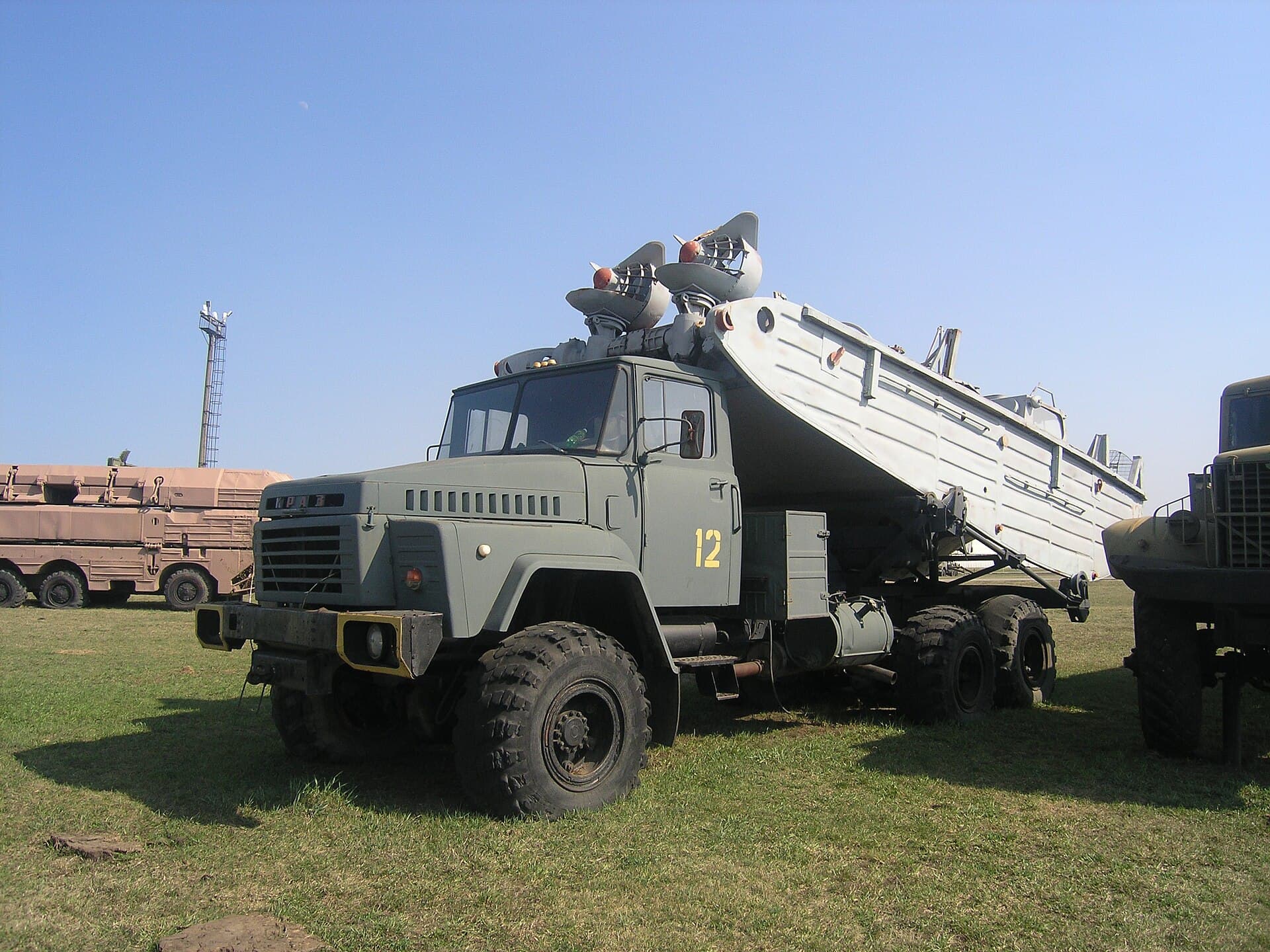 KrAZ KrAZ-260, KrAZ-260