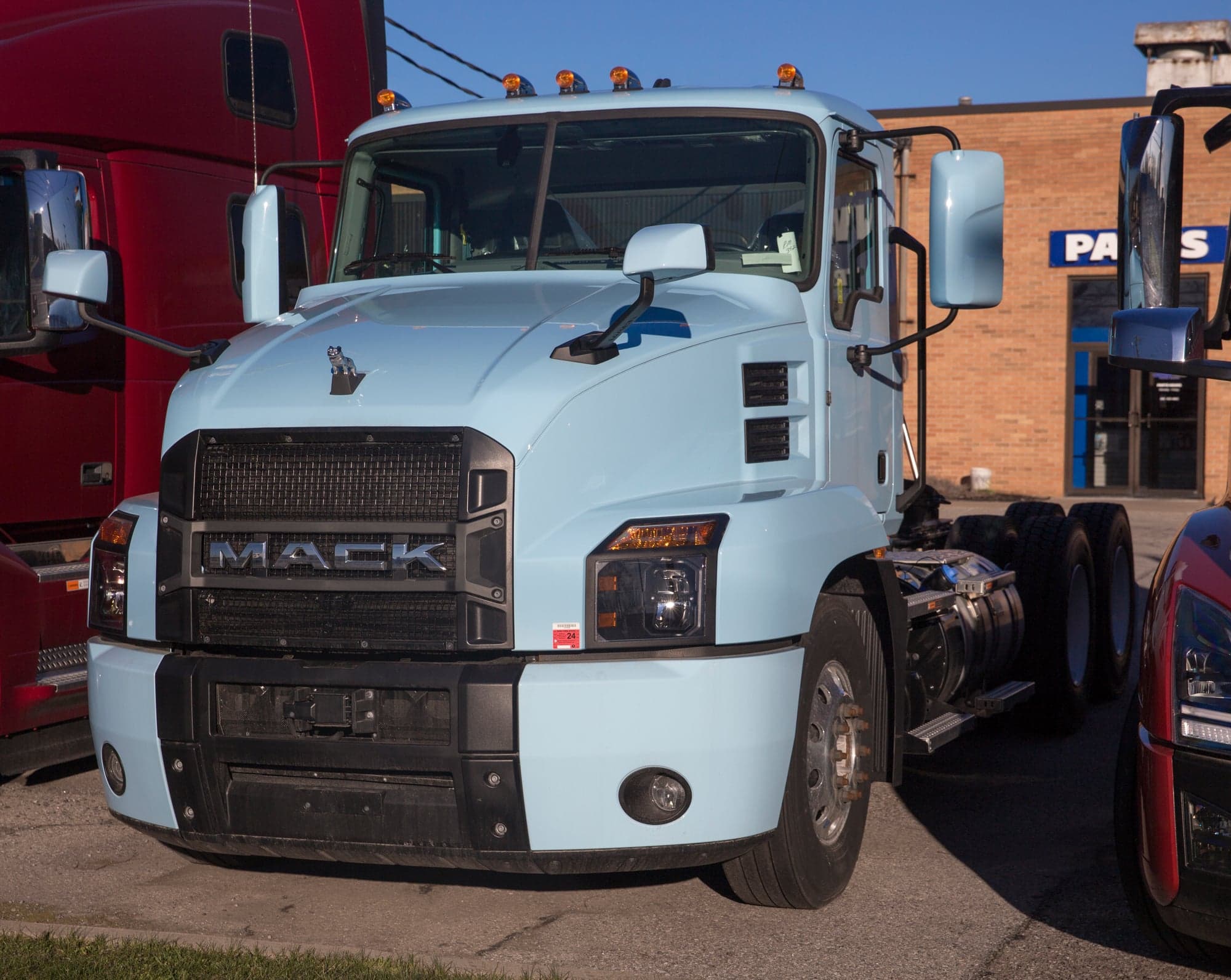 Mack Trucks Anthem, Anthem (2017)