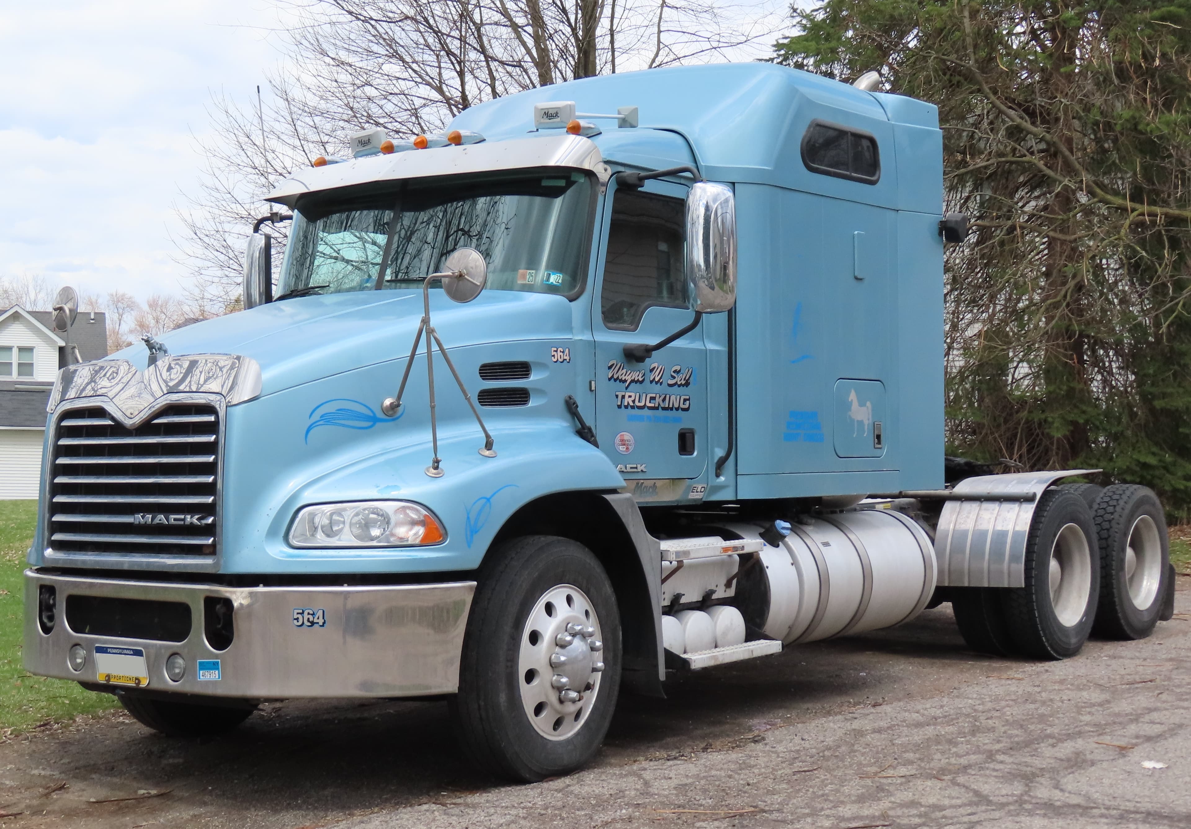 2018 Mack Pinnacle CXU613 sleeper cab