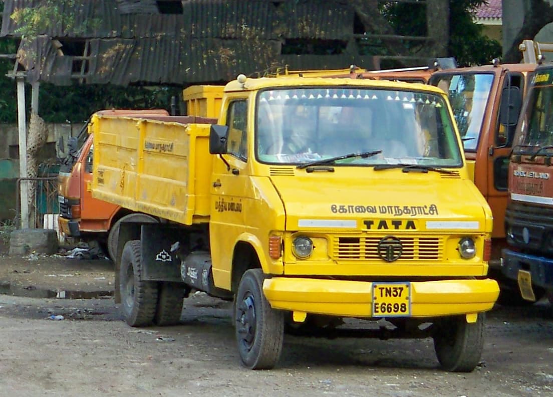 Tata 407 municipal dumper