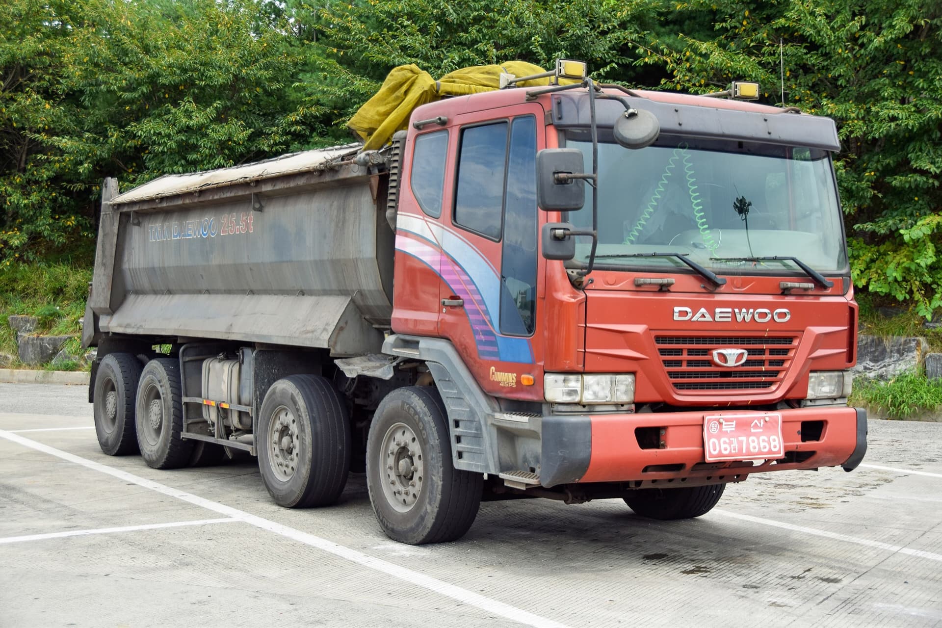 Tata Daewoo Novus 8x4