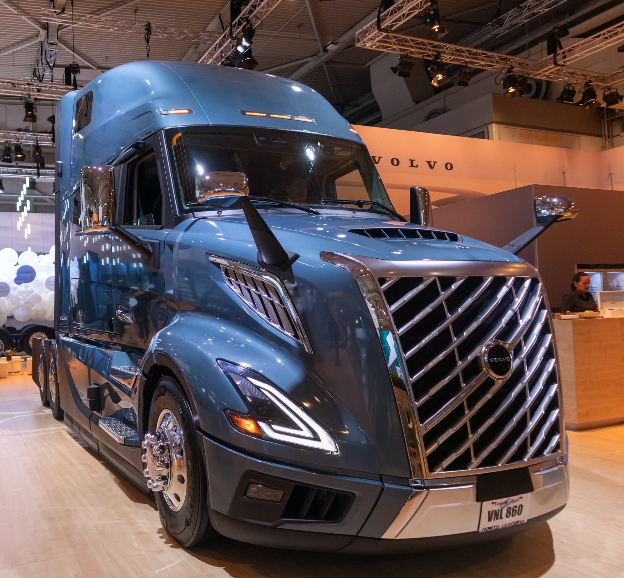 Volvo Trucks VNL, VNL (2024)