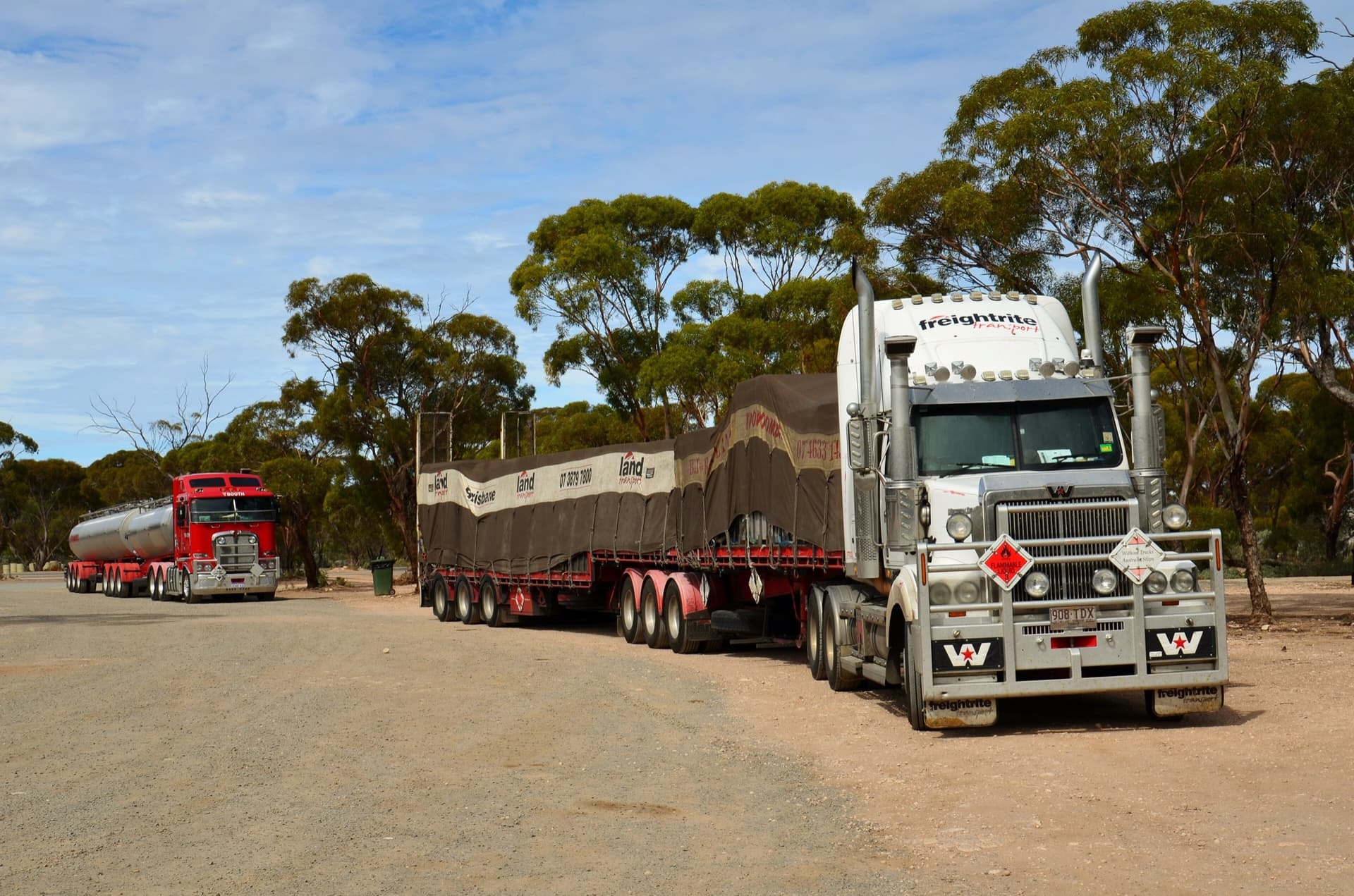 Western Star 4800 FXB, Balladonia, 2017 (03)
