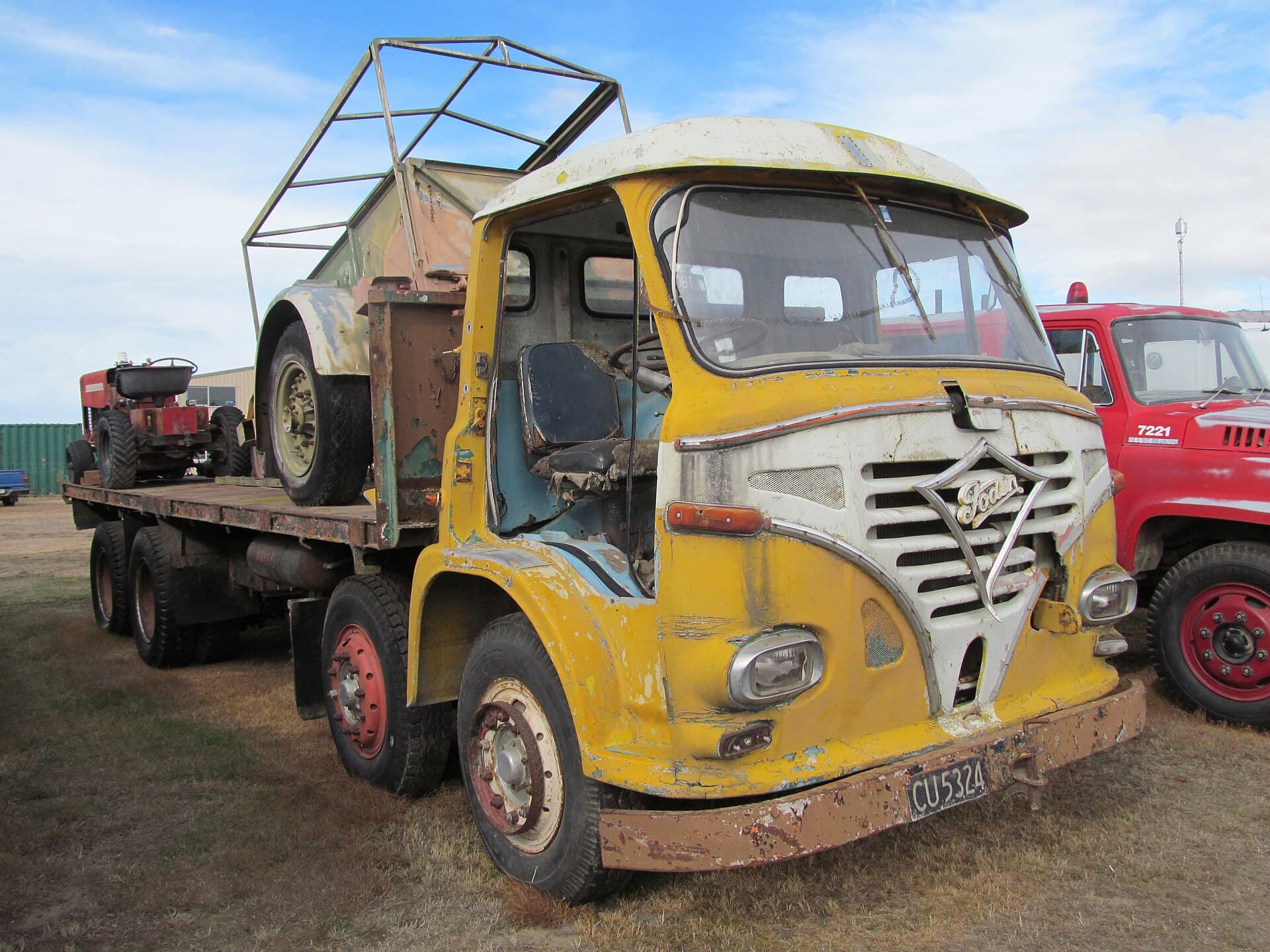 Foden S24 flatdeck truck