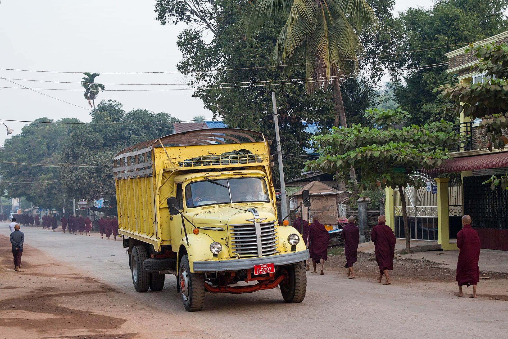 Hino TH-series conventional truck in Mawlamyine