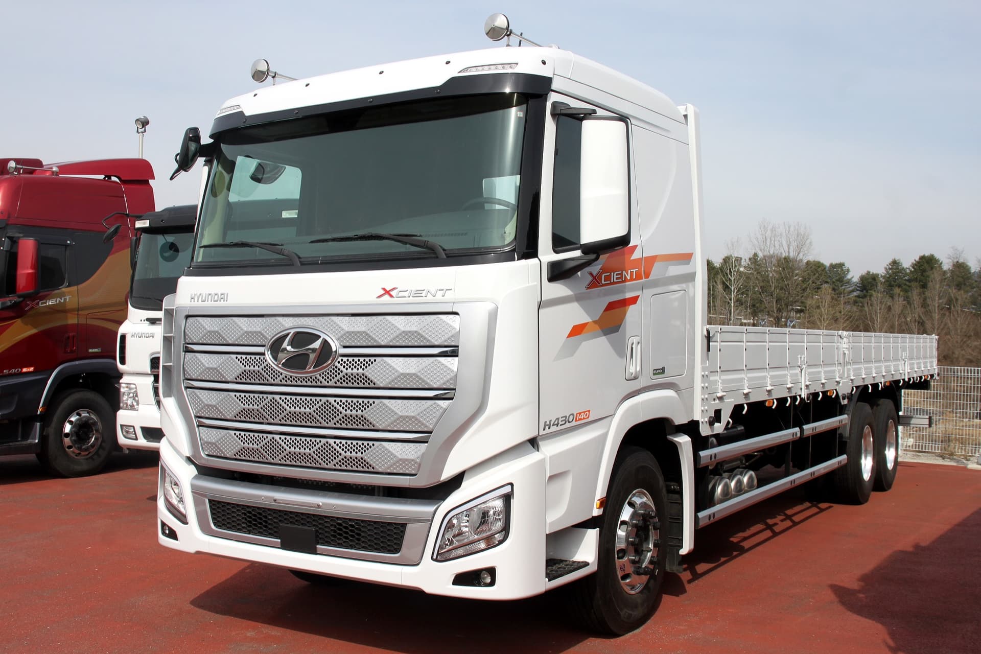 Hyundai Xcient Pro Cargo