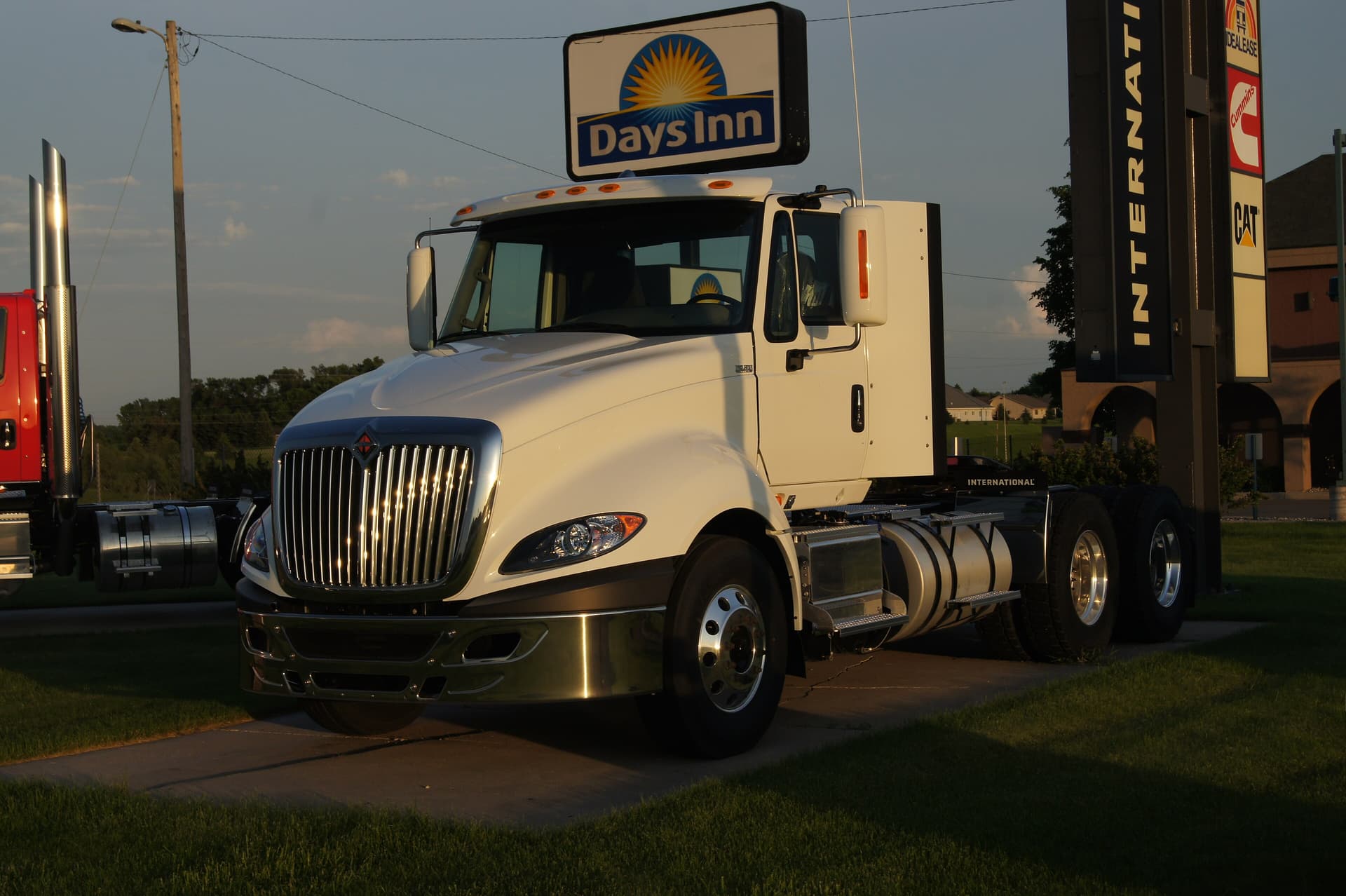 2015 International Semi Tractor (18197014603)