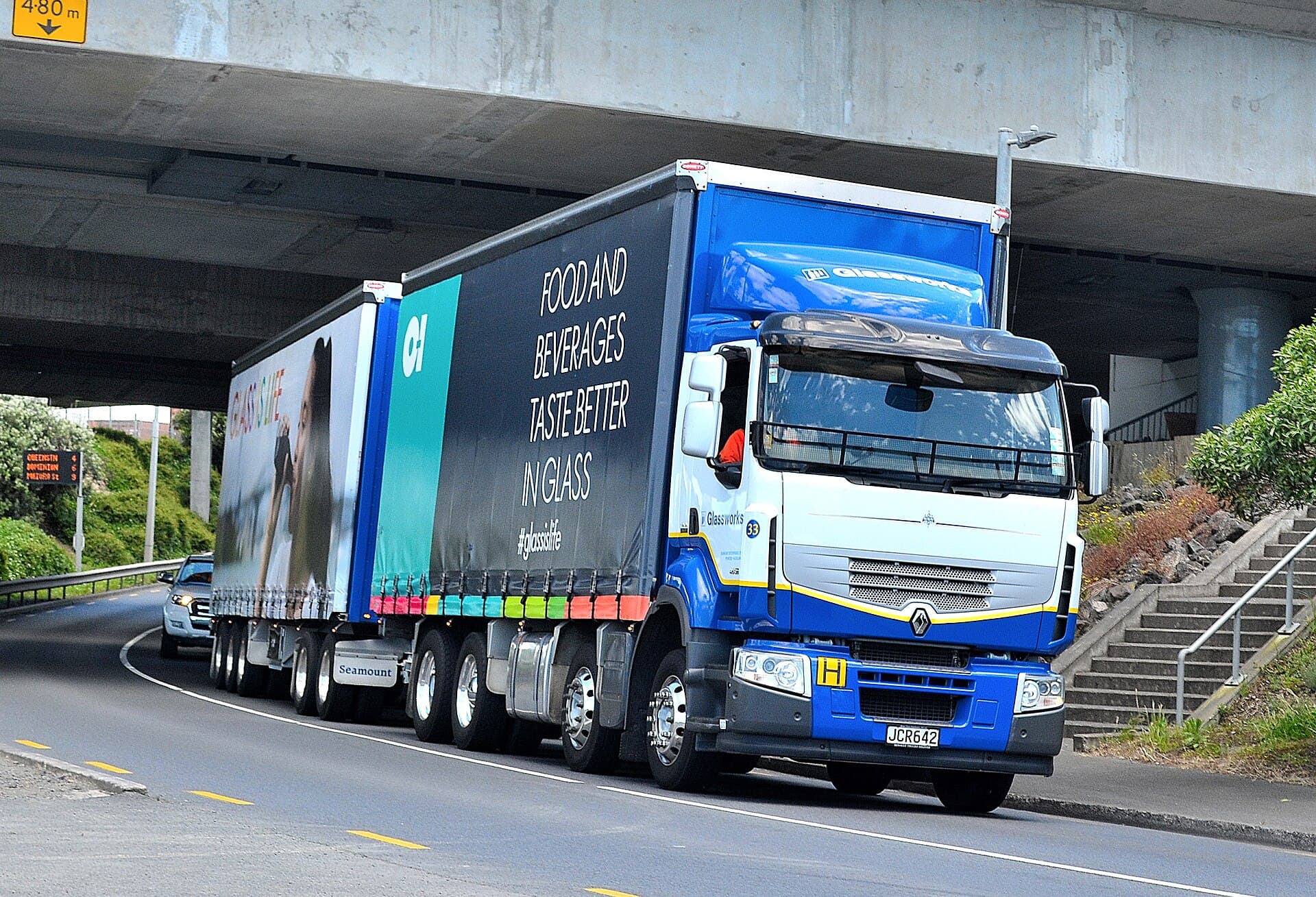 2015 Renault Premium Lander 460.32 (37840373284)