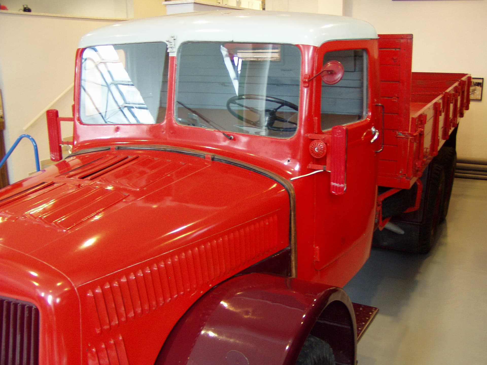 Tatra 111