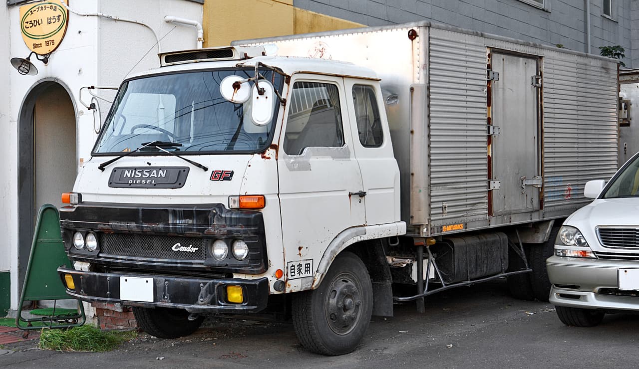 First-generation Nissan Diesel Condor GF