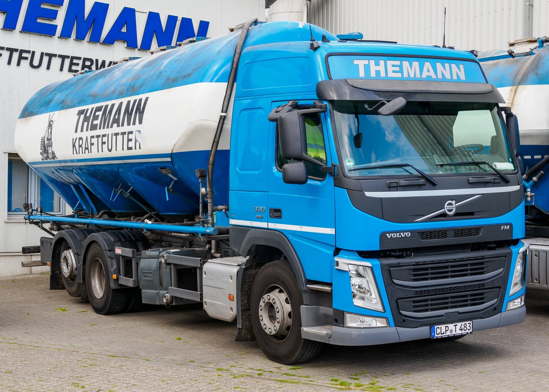 Volvo FM 330